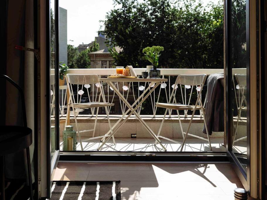 Bright 2Br Apartment - Top Location - City Balcony Bükreş Dış mekan fotoğraf