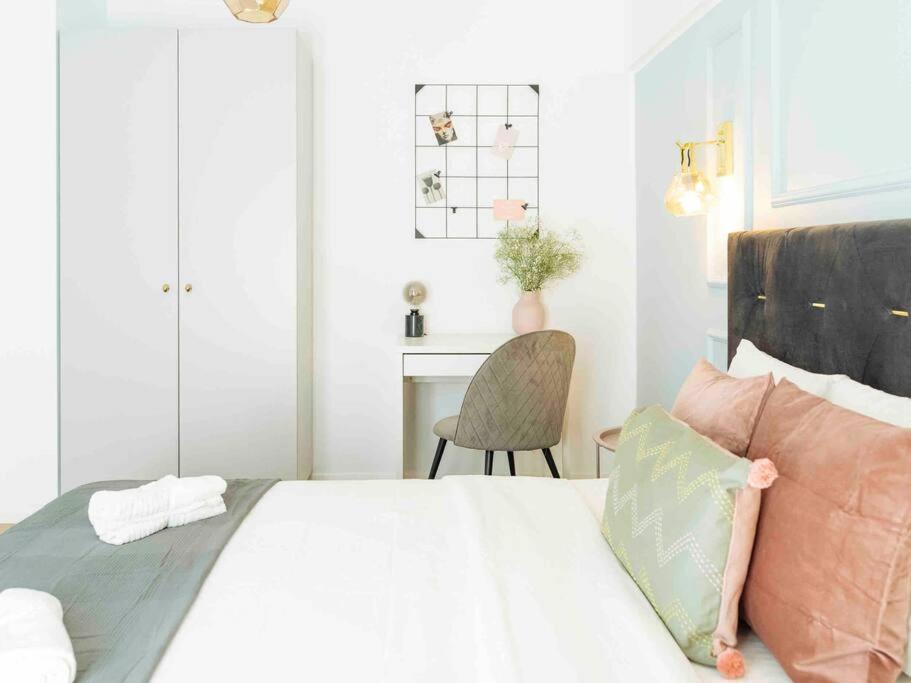 Bright 2Br Apartment - Top Location - City Balcony Bükreş Dış mekan fotoğraf