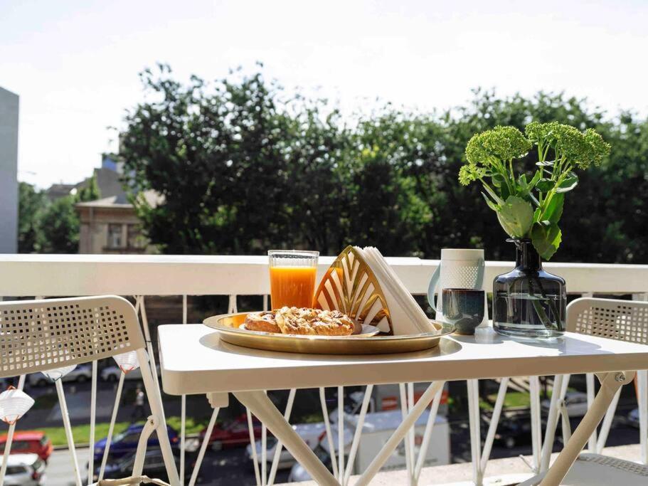 Bright 2Br Apartment - Top Location - City Balcony Bükreş Dış mekan fotoğraf